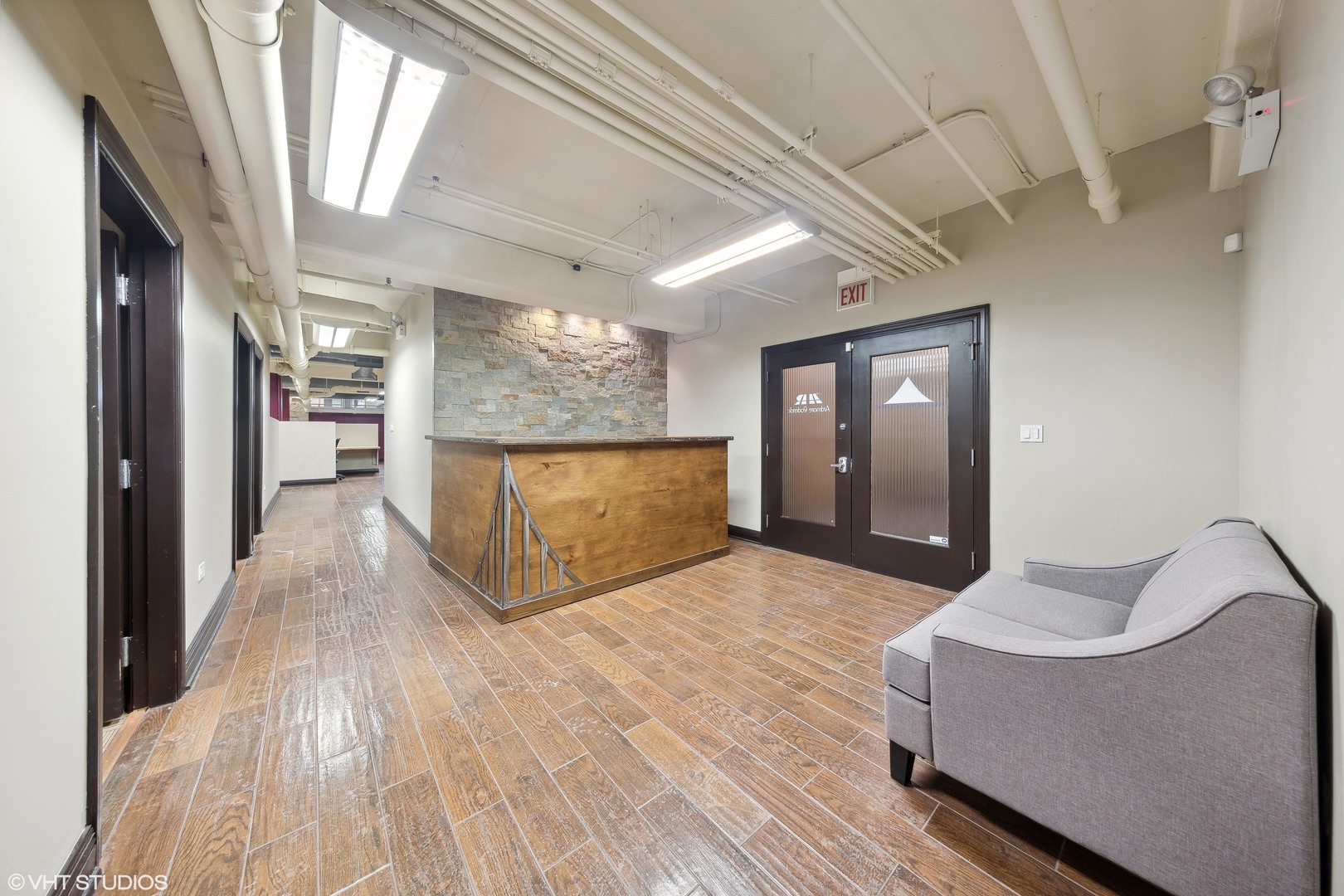 1327 W Washington Boulevard 105