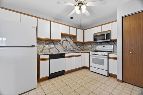 Tiny photo for 2750 shelly Lane, Aurora, IL 60504 (MLS # 12582721)