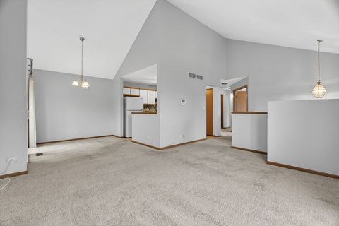 Tiny photo for 2750 shelly Lane, Aurora, IL 60504 (MLS # 12582721)