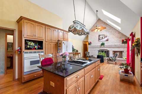 Tiny photo for New Lenox, IL 60451 (MLS # 12509876)