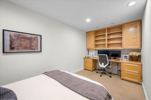 Tiny photo for 1960 N Seminary Avenue #B, Chicago, IL 60614 (MLS # 12554417)