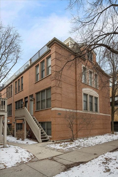 1960 N Seminary Avenue B Chicago IL 60614