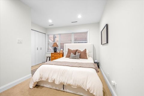 Tiny photo for 1960 N Seminary Avenue #B, Chicago, IL 60614 (MLS # 12554417)