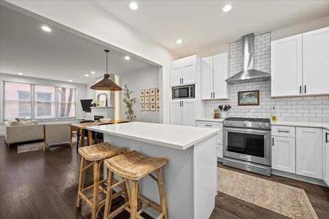 Tiny photo for 1960 N Seminary Avenue #B, Chicago, IL 60614 (MLS # 12554417)