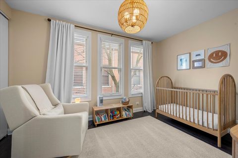 Tiny photo for 1960 N Seminary Avenue #B, Chicago, IL 60614 (MLS # 12554417)