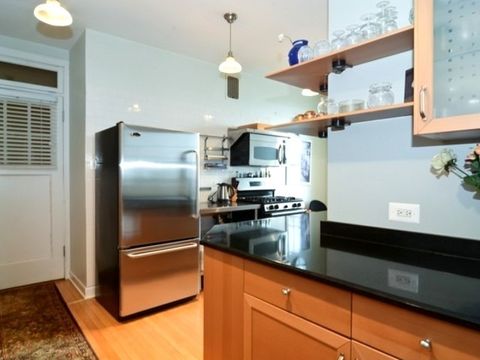 Tiny photo for 6342 N Sheridan Road #5B, Chicago, IL 60660 (MLS # 12491420)