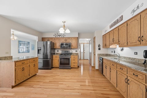 Tiny photo for 17701 Pennsylvania Court, Orland Park, IL 60467 (MLS # 12693947)