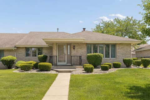 Photo of 17701 Pennsylvania Court, Orland Park, IL 60467 (MLS # 12693947)