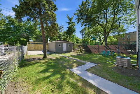 Tiny photo for 5943 W Huron Street, Chicago, IL 60644 (MLS # 12656236)