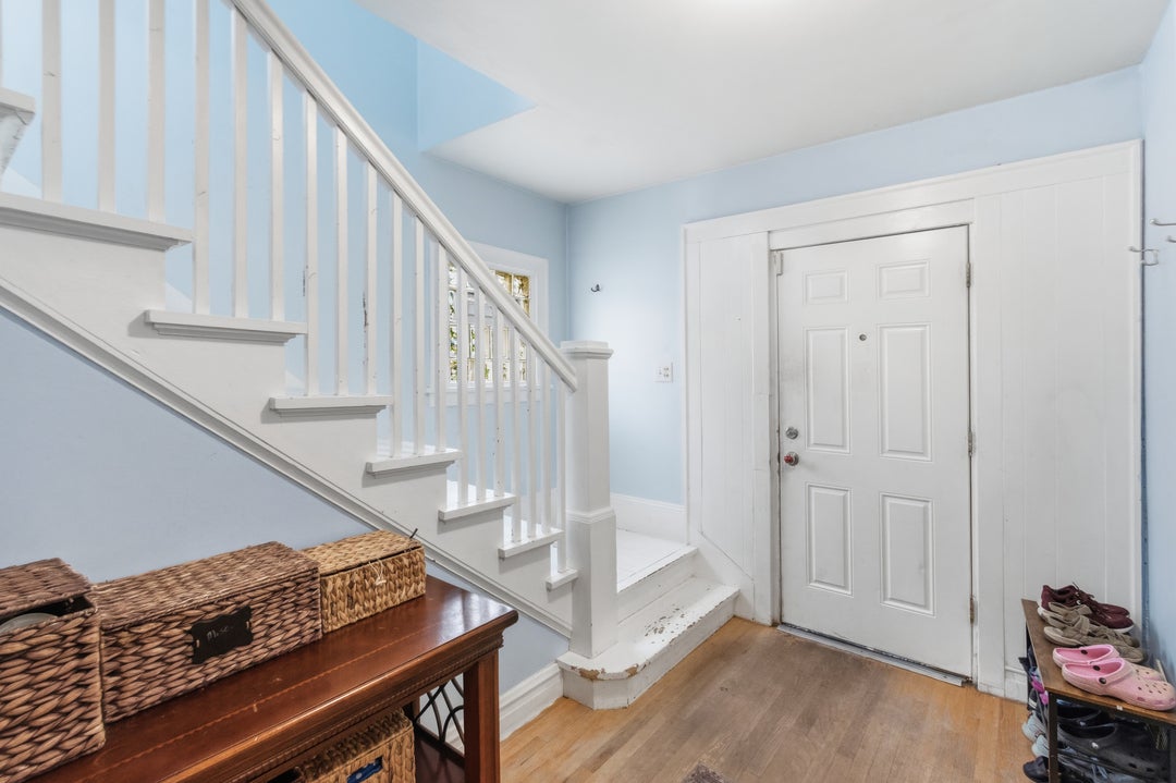 1724 HOVLAND Court