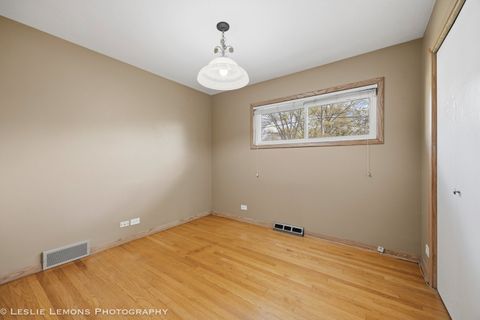 Tiny photo for 3S328 Juniper Lane, Glen Ellyn, IL 60137 (MLS # 12598323)