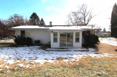 Tiny photo for 1720 E Lawn Drive, Savanna, IL 61074 (MLS # 100000047)