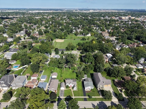 Tiny photo for 369 N Walnut Street, Elmhurst, IL 60126 (MLS # 12736955)