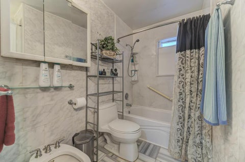 Tiny photo for 258 Cunningham Lane, Bloomingdale, IL 60108 (MLS # 12715775)