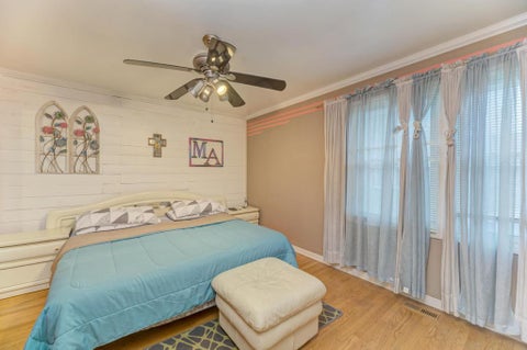 Tiny photo for 258 Cunningham Lane, Bloomingdale, IL 60108 (MLS # 12715775)