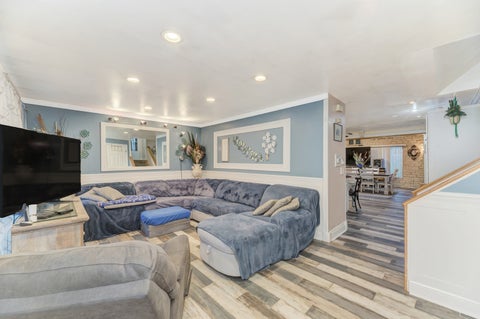 Tiny photo for 258 Cunningham Lane, Bloomingdale, IL 60108 (MLS # 12715775)
