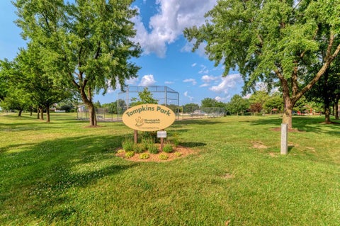 Tiny photo for 258 Cunningham Lane, Bloomingdale, IL 60108 (MLS # 12715775)