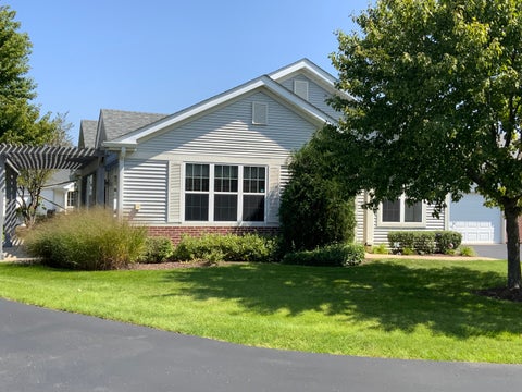 Tiny photo for 16341 Carver Lake Court, Crest Hill, IL 60403 (MLS # 12740344)