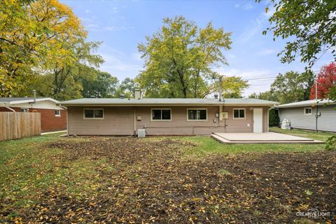 Tiny photo for 781 N Elmwood Drive, Aurora, IL 60506 (MLS # 12501622)