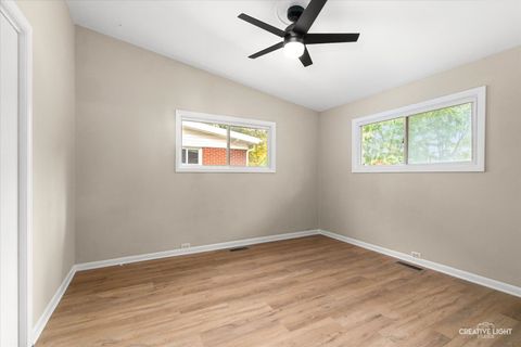 Tiny photo for 781 N Elmwood Drive, Aurora, IL 60506 (MLS # 12501622)