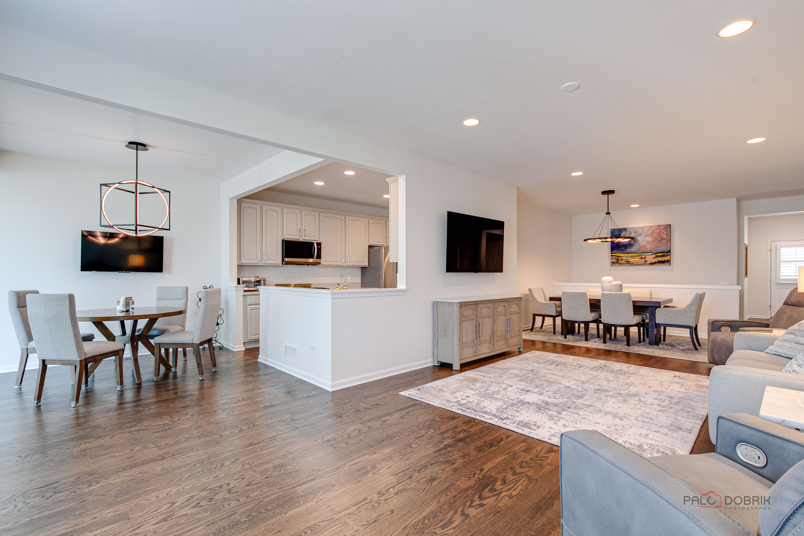 3181 Rockwell Circle