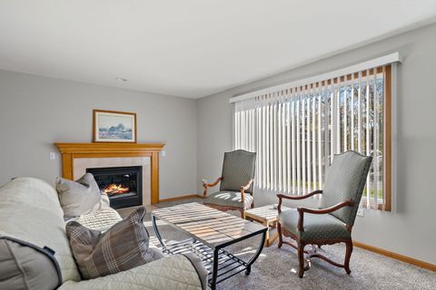 Tiny photo for 480 WESTWOOD Court #C, Crystal Lake, IL 60014 (MLS # 12513282)