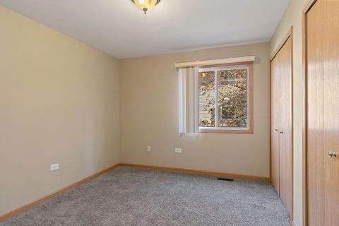 Tiny photo for 480 WESTWOOD Court #C, Crystal Lake, IL 60014 (MLS # 12513282)