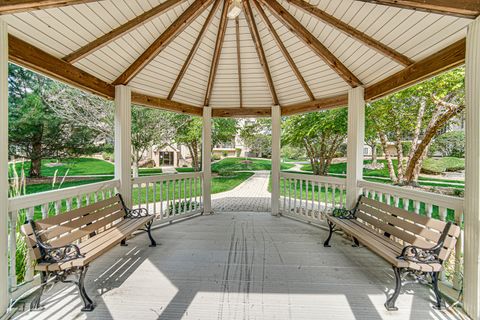 Tiny photo for 11851 Windemere Court #201, Orland Park, IL 60467 (MLS # 12465629)