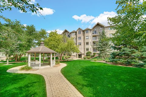 Tiny photo for 11851 Windemere Court #201, Orland Park, IL 60467 (MLS # 12465629)