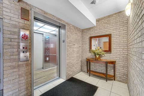 Tiny photo for 11851 Windemere Court #201, Orland Park, IL 60467 (MLS # 12465629)