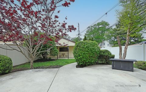 Tiny photo for 10928 S Albany Avenue, Chicago, IL 60655 (MLS # 12635127)