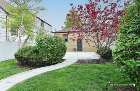 Tiny photo for 10928 S Albany Avenue, Chicago, IL 60655 (MLS # 12635127)