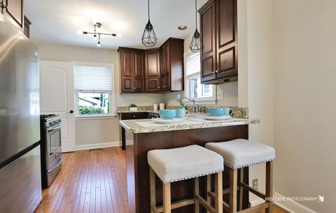 Tiny photo for 10928 S Albany Avenue, Chicago, IL 60655 (MLS # 12635127)