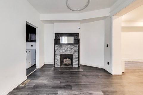 Tiny photo for 928 E 46th Street, Chicago, IL 60653 (MLS # 12455840)