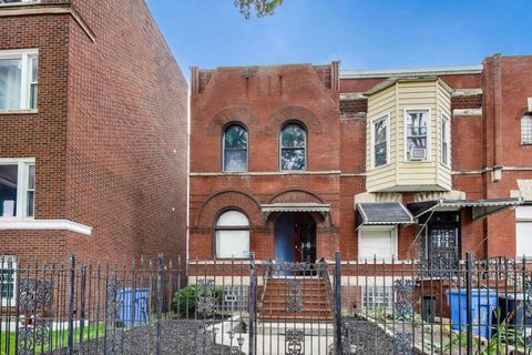 928 E 46th Street Chicago IL 60653