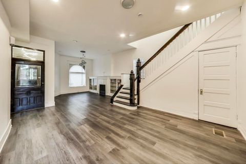 Tiny photo for 928 E 46th Street, Chicago, IL 60653 (MLS # 12455840)
