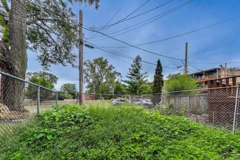 Tiny photo for 928 E 46th Street, Chicago, IL 60653 (MLS # 12455840)