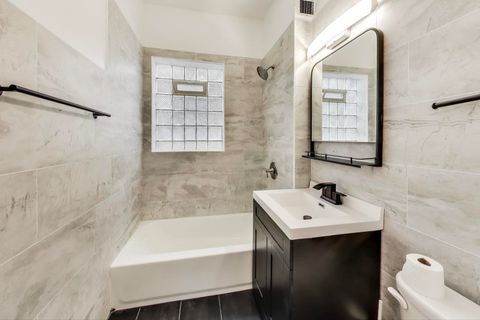Tiny photo for 928 E 46th Street, Chicago, IL 60653 (MLS # 12455840)