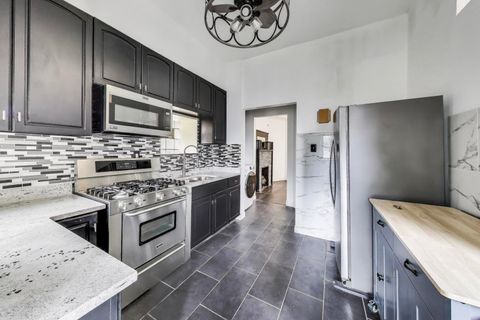 Tiny photo for 928 E 46th Street, Chicago, IL 60653 (MLS # 12455840)