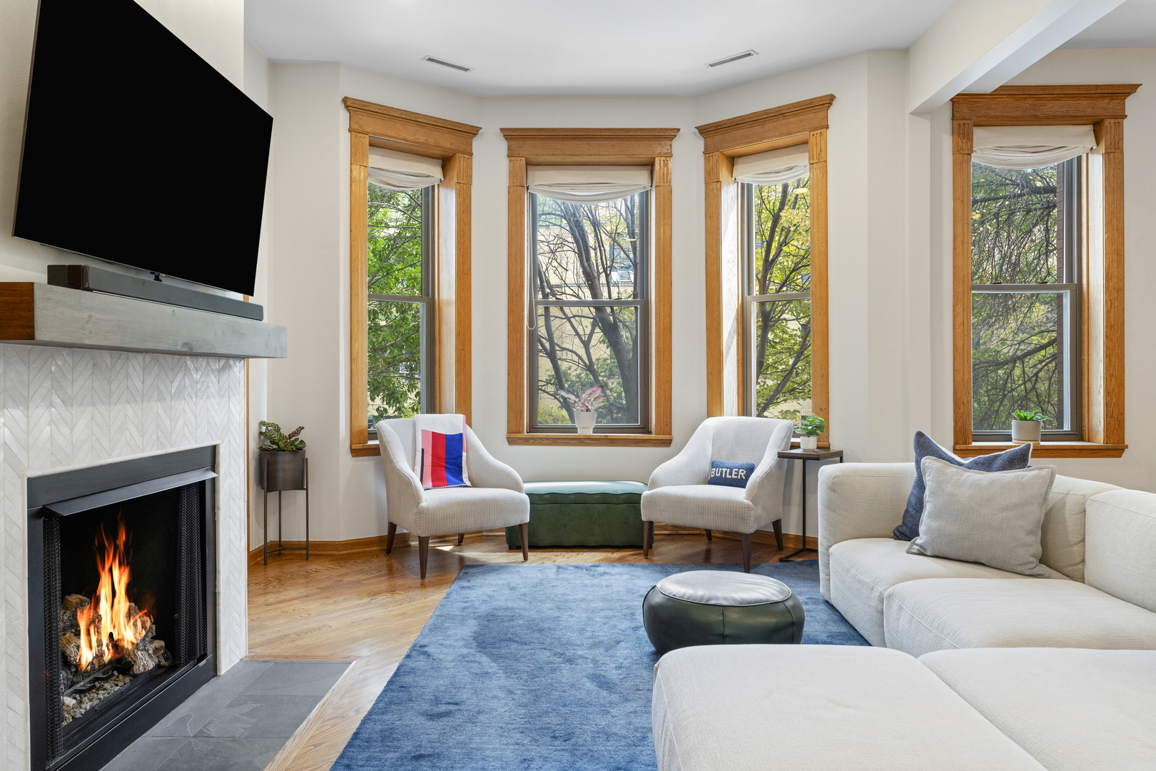 2608 N Dayton Street 2S