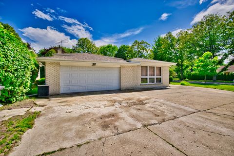 Tiny photo for 4454 Concord Lane, Skokie, IL 60076 (MLS # 12525571)