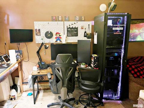 Tiny photo for 803 BUTLER Street, Metropolis, IL 62960 (MLS # EB458627)