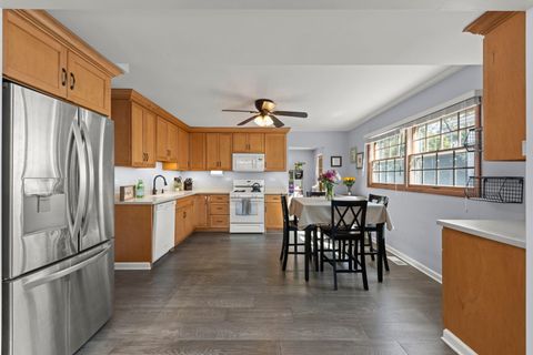 Tiny photo for 490 N Chatham Avenue, Villa Park, IL 60181 (MLS # 12472979)