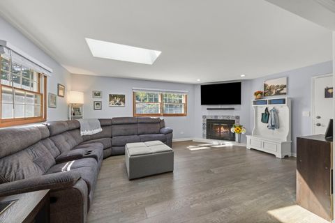 Tiny photo for 490 N Chatham Avenue, Villa Park, IL 60181 (MLS # 12472979)