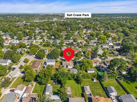 Tiny photo for 490 N Chatham Avenue, Villa Park, IL 60181 (MLS # 12472979)