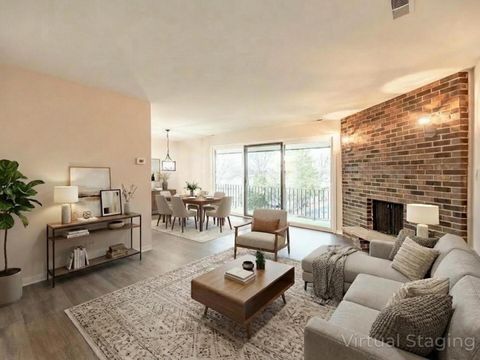 Tiny photo for 9120 S Pulaski Road #2W, Oak Lawn, IL 60453 (MLS # 12586430)