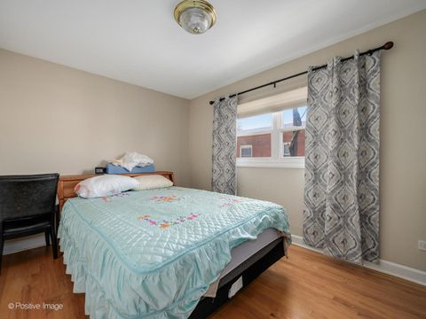Tiny photo for 2067 W Farwell Avenue #3S, Chicago, IL 60645 (MLS # 12583416)