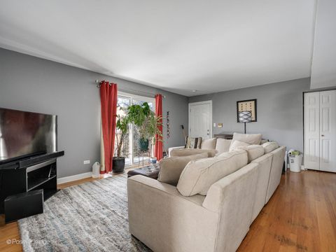 Tiny photo for 2067 W Farwell Avenue #3S, Chicago, IL 60645 (MLS # 12583416)