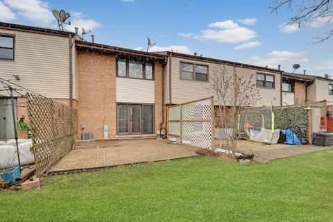 Tiny photo for 7666 S 88th Court, Justice, IL 60458 (MLS # 12592624)