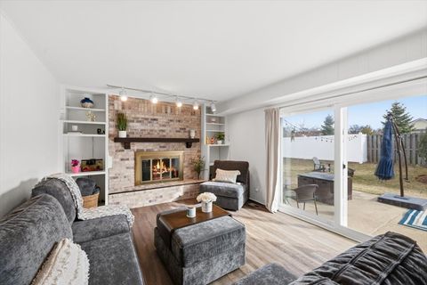 Tiny photo for 805 Sutton Drive, Northbrook, IL 60062 (MLS # 12564105)